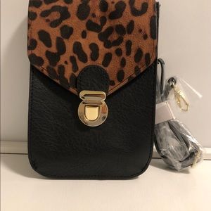 *SOLD*Crossbody touch screen (your phone in clear pouch) purse.